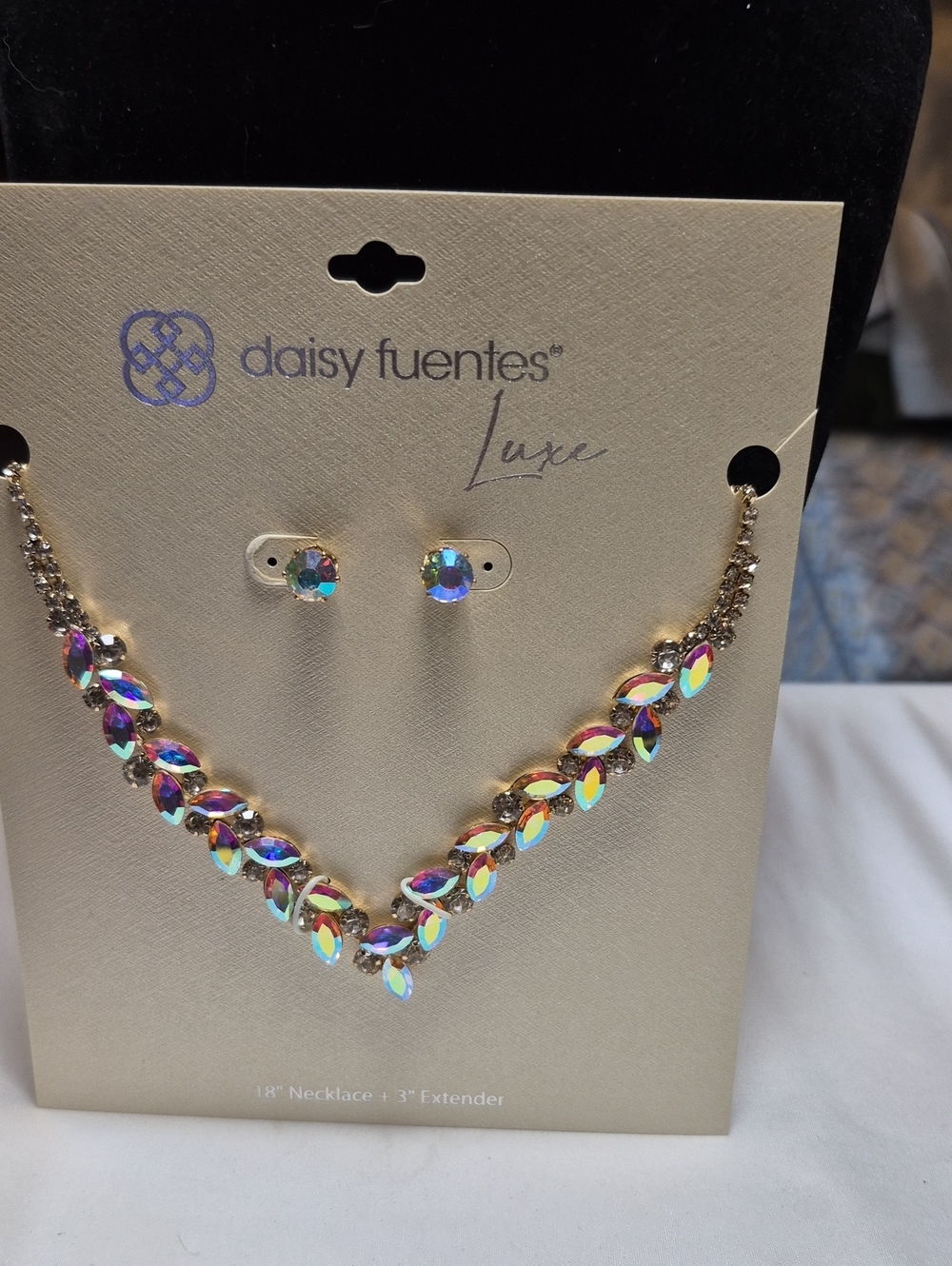 Daisy Fuentes Necklace Set 18"